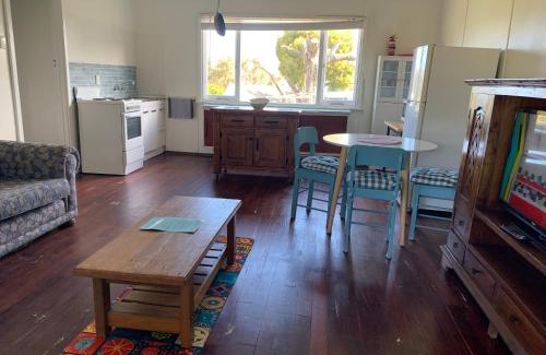 Guilderton House | The Beach Cottage - Fenced Yard - Close to Beach and River mouth