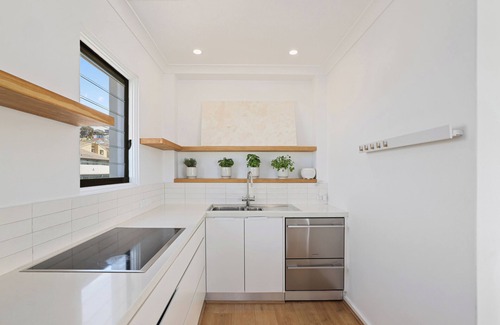 Curl Curl House | The Beach Front House@Curl Curl