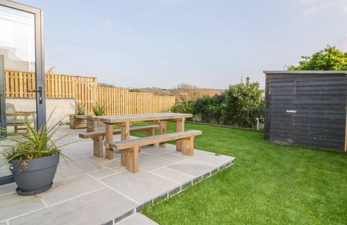 Perranporth House | The Beach Halt