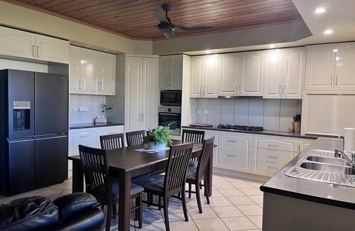 Kurrimine Beach House | The Beach House - Kurrimine BeachnFamily- Friendy Beachfront House