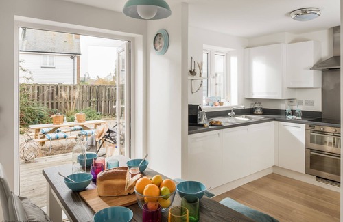 Camber Cottage | The Beach House - a cottage that sleeps 6 guests in 3 bedrooms