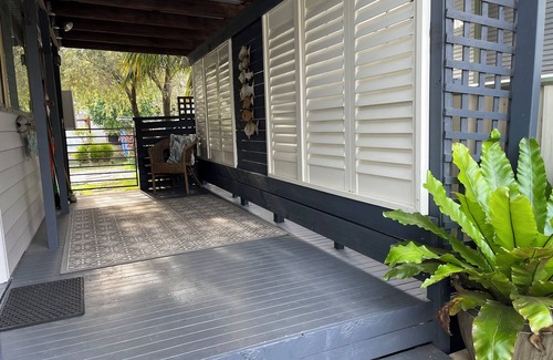 Patonga House | The Beach House - close to everything!