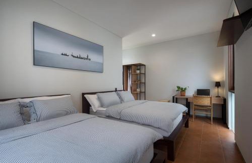 Batu Karas Villa | The Beach House