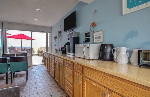 South Peninsula Historic District Hotel | The Beach House Inn