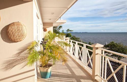 Krong Kaeb Hotel | The Beach House