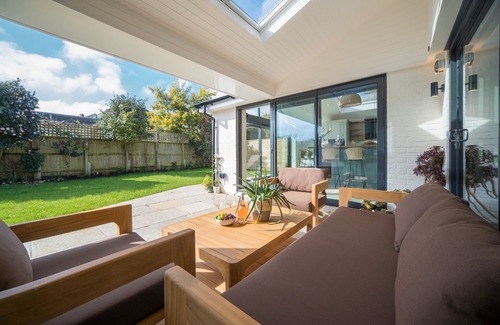Bembridge House | The Beach House - sleeps 8 guests in 4 bedrooms