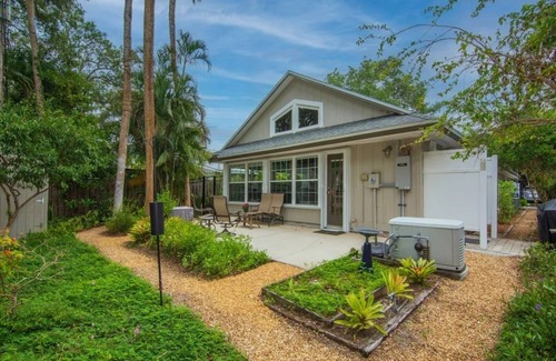 Central Beach House | The Beach House