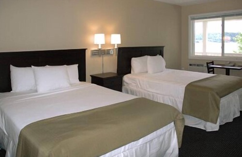 Munising Hotel | The Beach Inn Motel