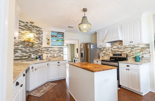 Pensacola House | The beach life is calling at this beautiful pool home. nPerdido Fl