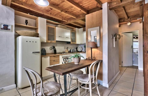 Scott Estate Apartment | The Beach Loft