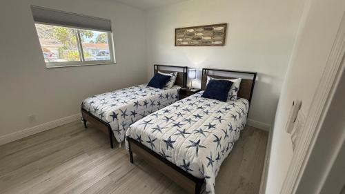 Jog Road House | The Beach Nest - Delray Getaway