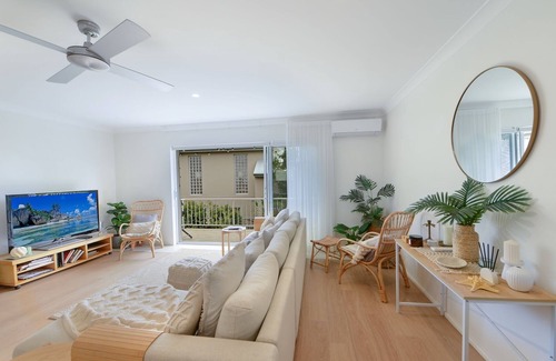 Avoca Beach Apartment | The Beach Nook - Close To Beach