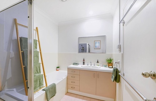 Avoca Beach Apartment | The Beach Nook - Close To Beach