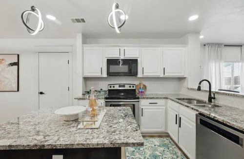 Plano Apartment | The Beach Oasis In Dallas, Pool & Sauna