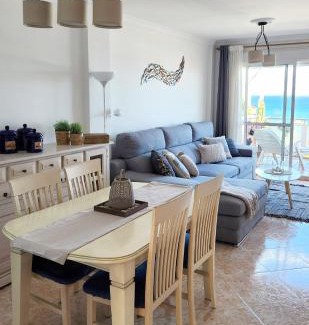 Carihuela Apartment | The Beach Oasis Torremolinos
