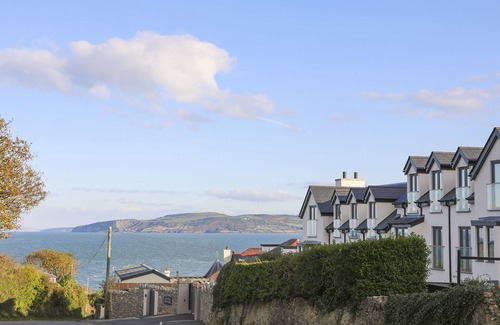 Benllech Cottage | THE BEACH PAD, family friendly, luxury holiday cottage in Benllech
