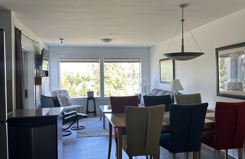 Regional District of Nanaimo Condo | The Beach Retreat-2 bedroom, 2 Bathroom. TOP FLOOR condo "A" and "B" together.