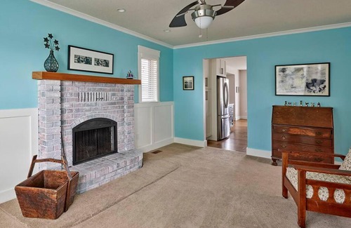 Regional District of Nanaimo Apartment | The Beach Town Getaway!