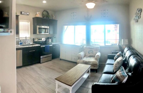 Parker Dam Villa | The Beachfront Villa 13