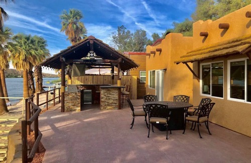 Parker Dam Villa | The Beachfront Villa 13