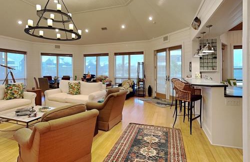 Beachside Village House | The Beachside Villa
