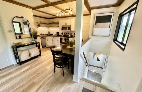 Frankfort House | THE BEAR - Frankfort - NEW! 3 min. to Frankfort
