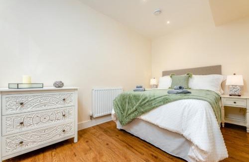 Usk Apartment | The Bear