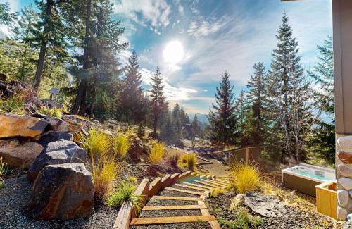 Cle Elum House | The Bear Hug