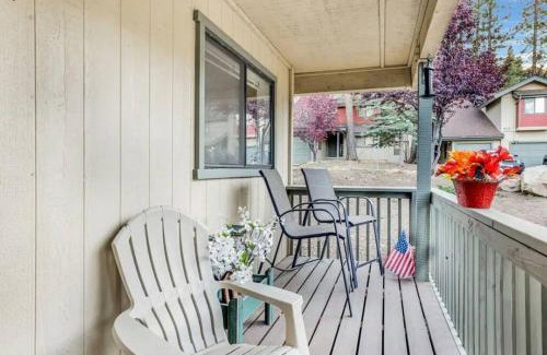 Moonridge Villa | The Bear Meadows Townhome! Walk to Bear Mountain!