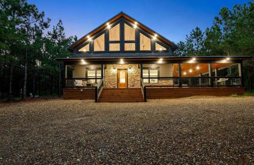 Broken Bow House | The Beary Top