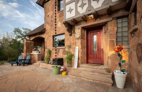 Grand Junction Apartment | The Beatrice Estate estate