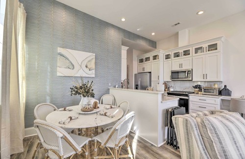 Morehead City Condo | ‘The Beaufort Flat’ Near Downtown & Waterfront!