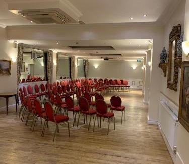 Chepstow Hotel | The Beaufort Hotel