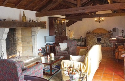 Pedrogao Grande House | The beautiful Quinta do Ribeiro Joaninho is located right in the green heart of Portugal, whose surr
