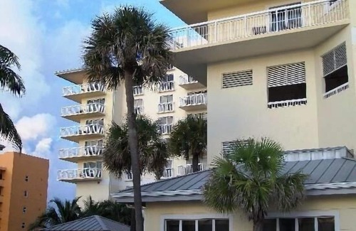 Pompano Beach Condo | The Beautiful Royal Vista Resort