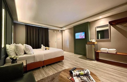 Chonburi Apartment | The Bed by Boonjira