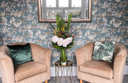 Roundhay House | The Beechwood