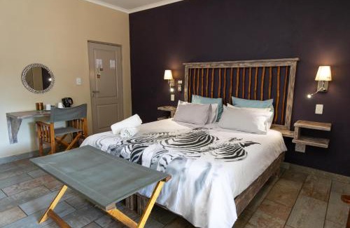 Hoedspruit Cabin | The Belgium Inn