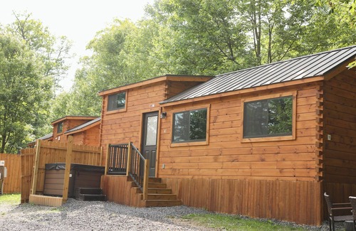 Mingoville Cabin | The Bellefonte Campground presents: Tiny Home | 2 Bedroom with HOT TUB
