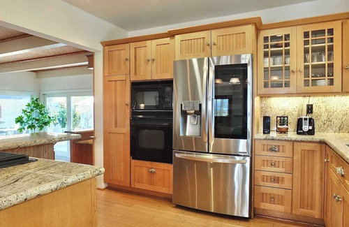 Belmont Park House | The Belmont Beach Bungalow Pool & Hot Tub!