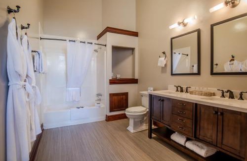 Port Townsend House | The Belmont Hotel