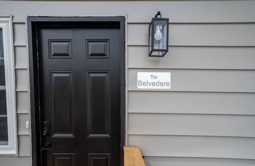 Belleville Apartment | The Belvedere:Front Street Flats