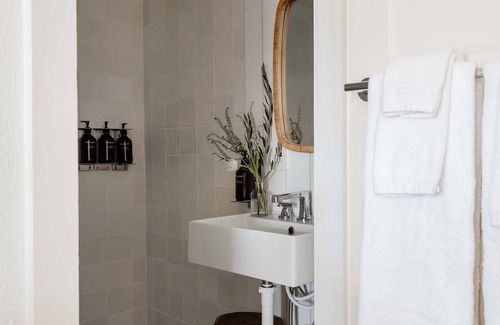 Avon Bed & Breakfast | The Bentley Inn