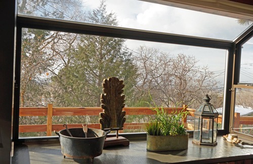 Mount Olympus House | The Best Cozy Ski and Hiking Base location in Salt Lake City!