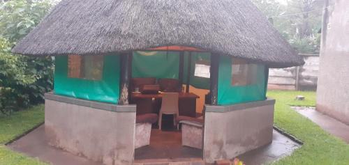 Harare House | The Best Green Garden Guest House in Harare