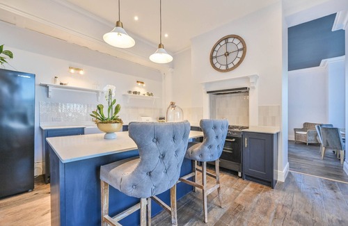 Westleigh House | The best in Westward Ho - last minute deals be quick