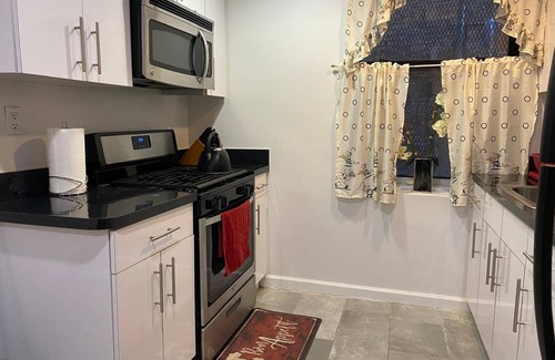 Downtown Jersey City Apartment | The Best Location to Stay Near NEW York City