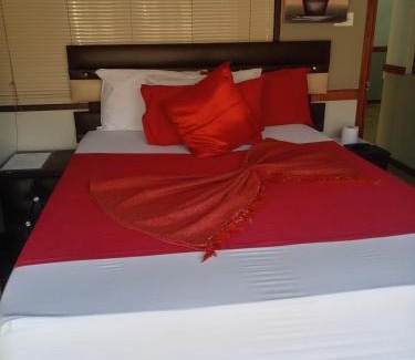 Rustenburg House | The Best Moments guesthouse