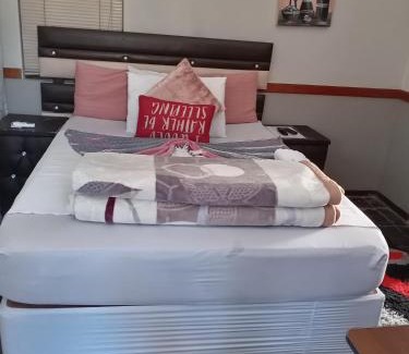 Rustenburg House | The Best Moments guesthouse