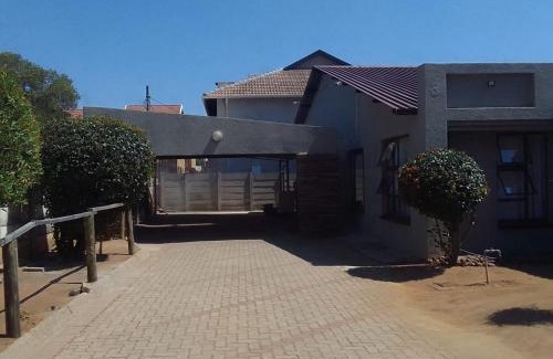 Rustenburg House | The Best Moments guesthouse